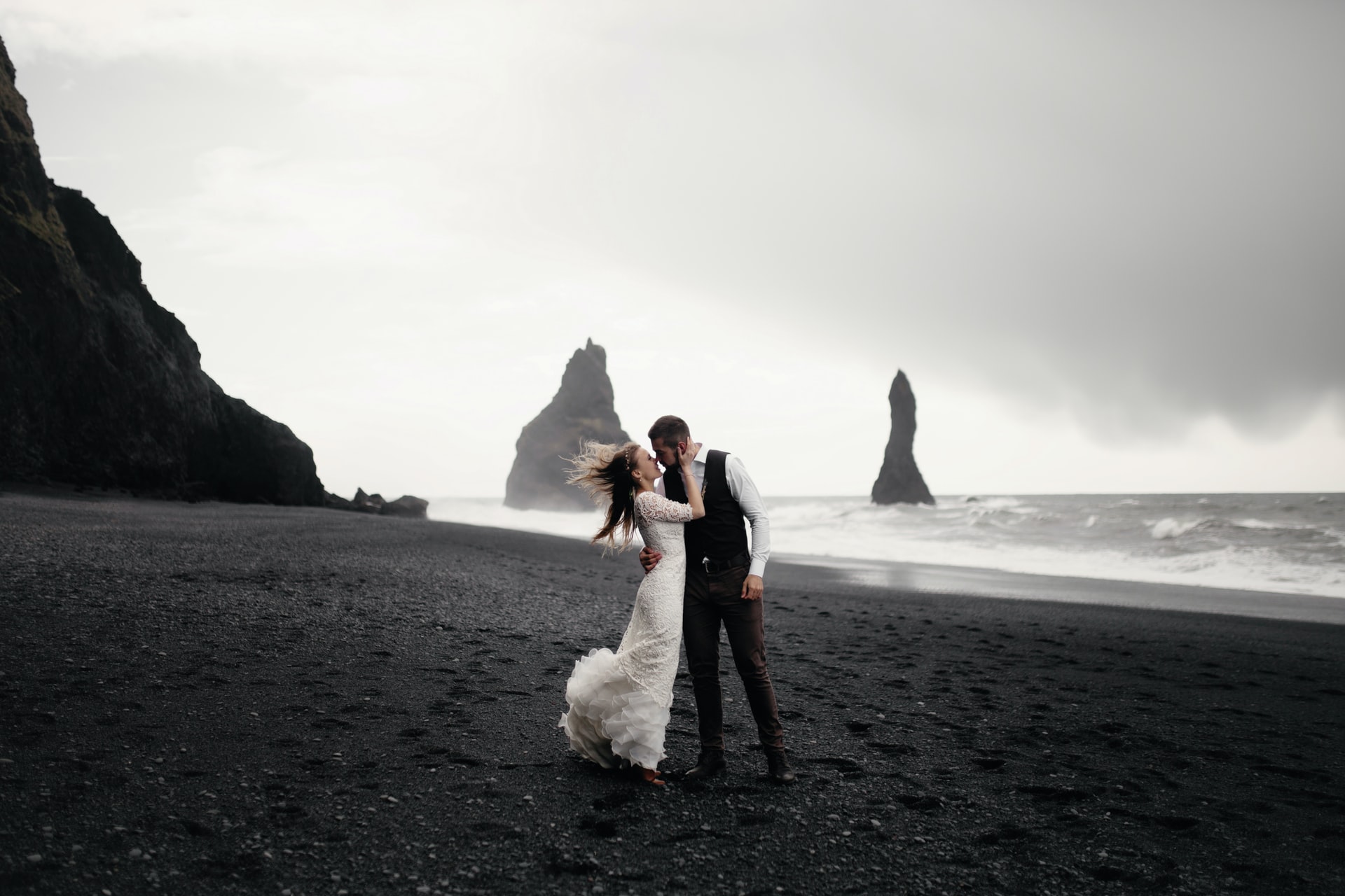 How To Plan a Destination Wedding